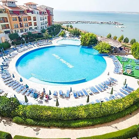 Marina Cape Vacation Complex Поморие