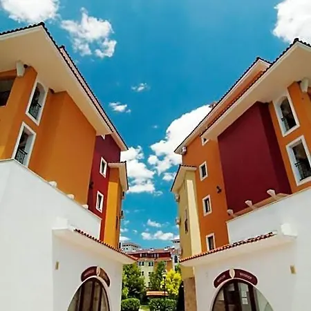 Marina Cape Vacation Complex 4* Pomorie